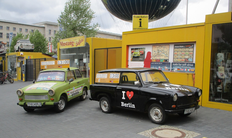 Illustration for article titled The Longest Car In East Germany?